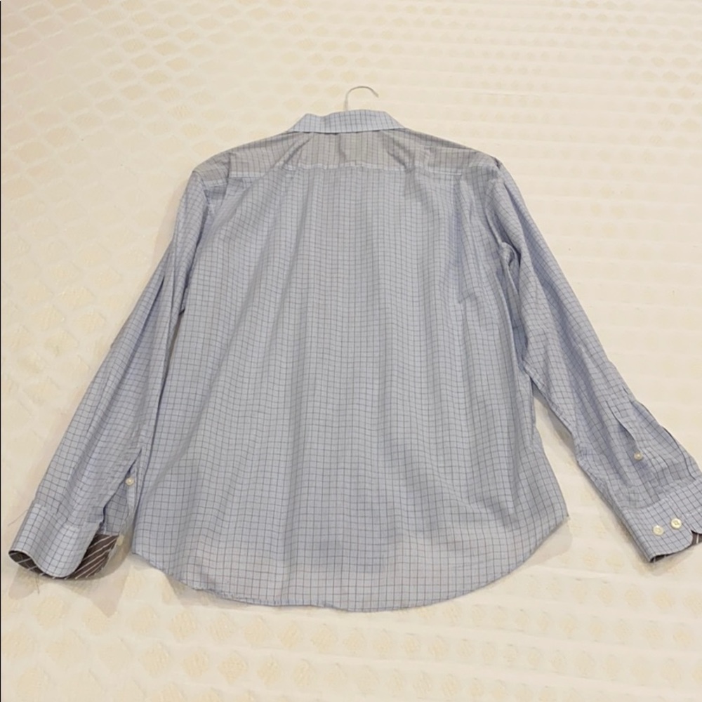 EUV button down - Picture 3 of 3